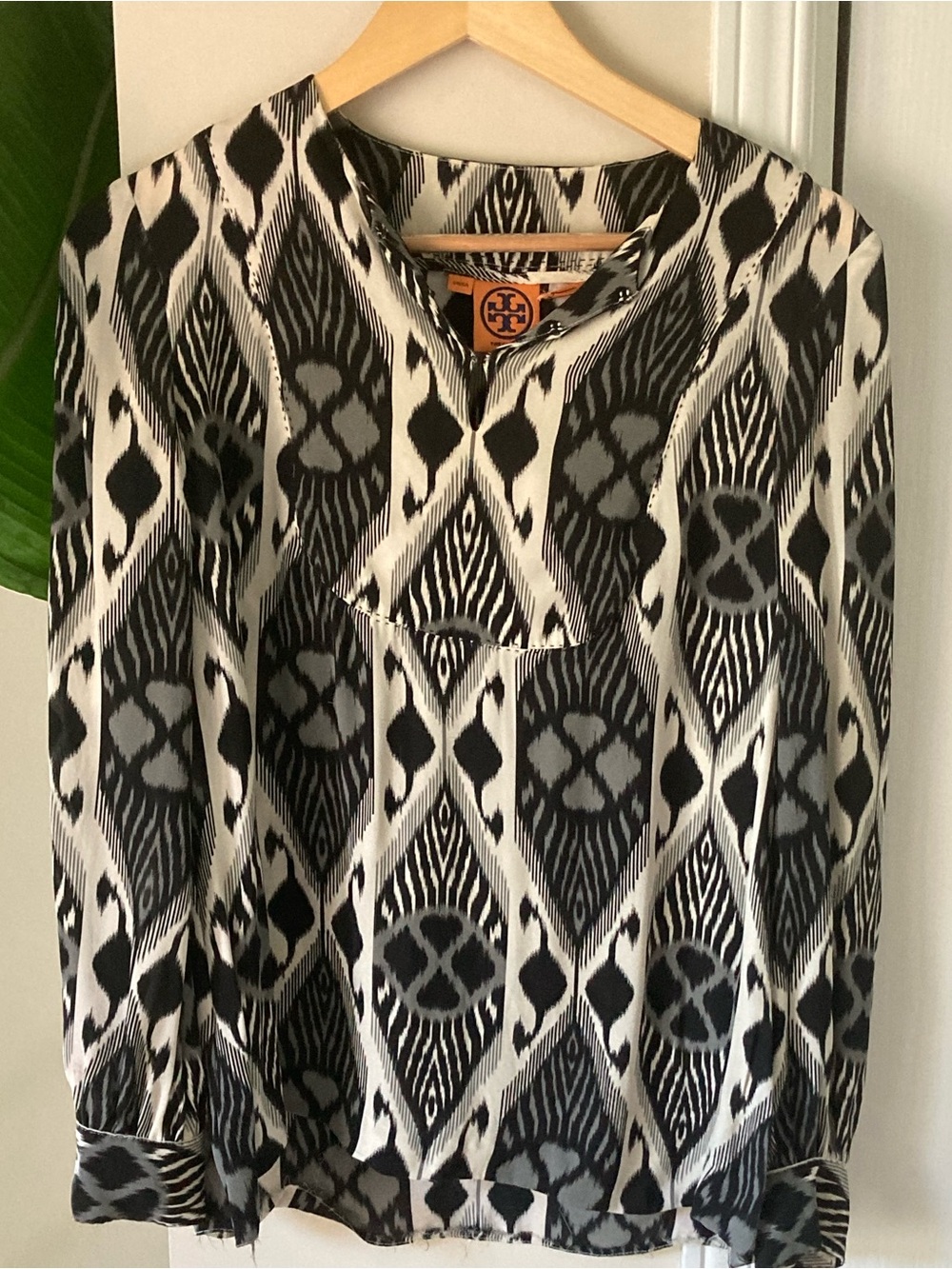 Tory Burch Black & White Geometric Silk Blouse